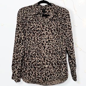 🔥H&M animal print top blouse long sleeve size S